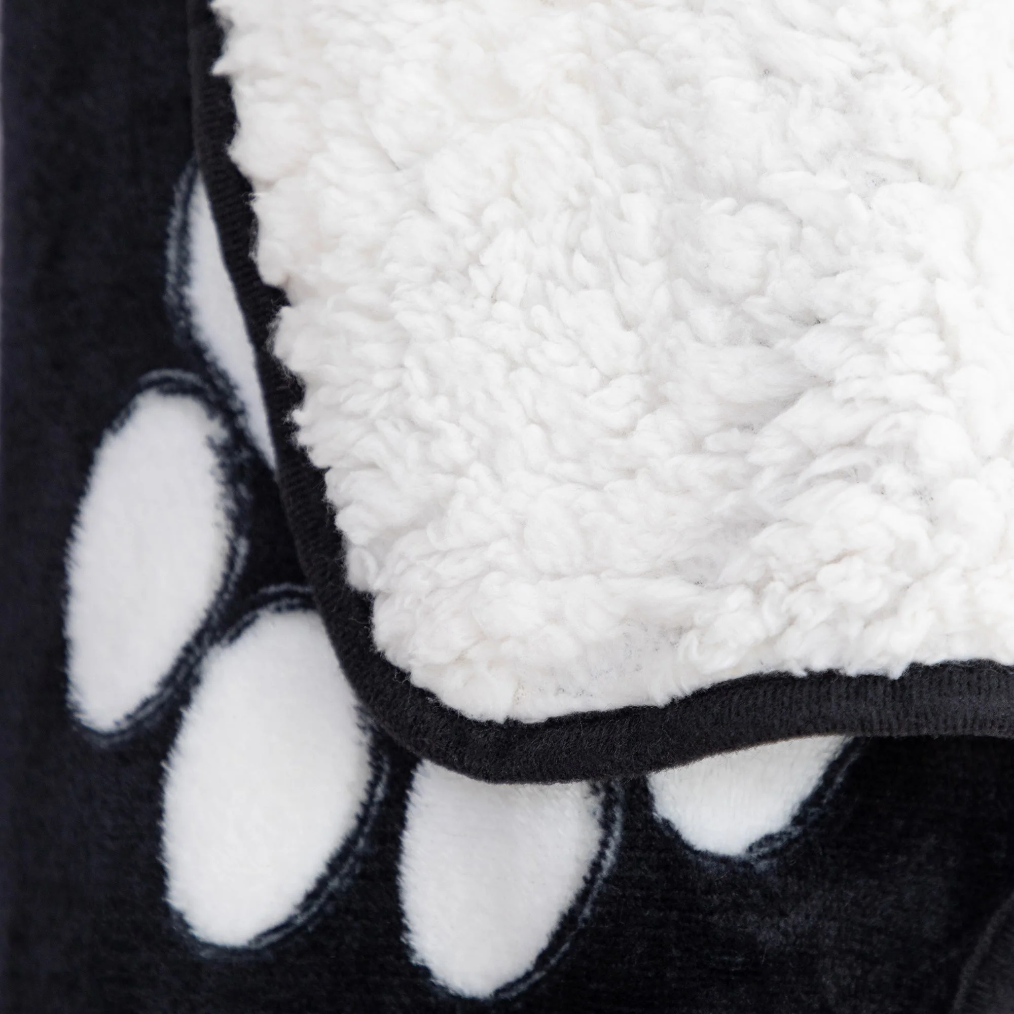 Paw Print Plush Sherpa Fleece-Lined Vest - Image 3