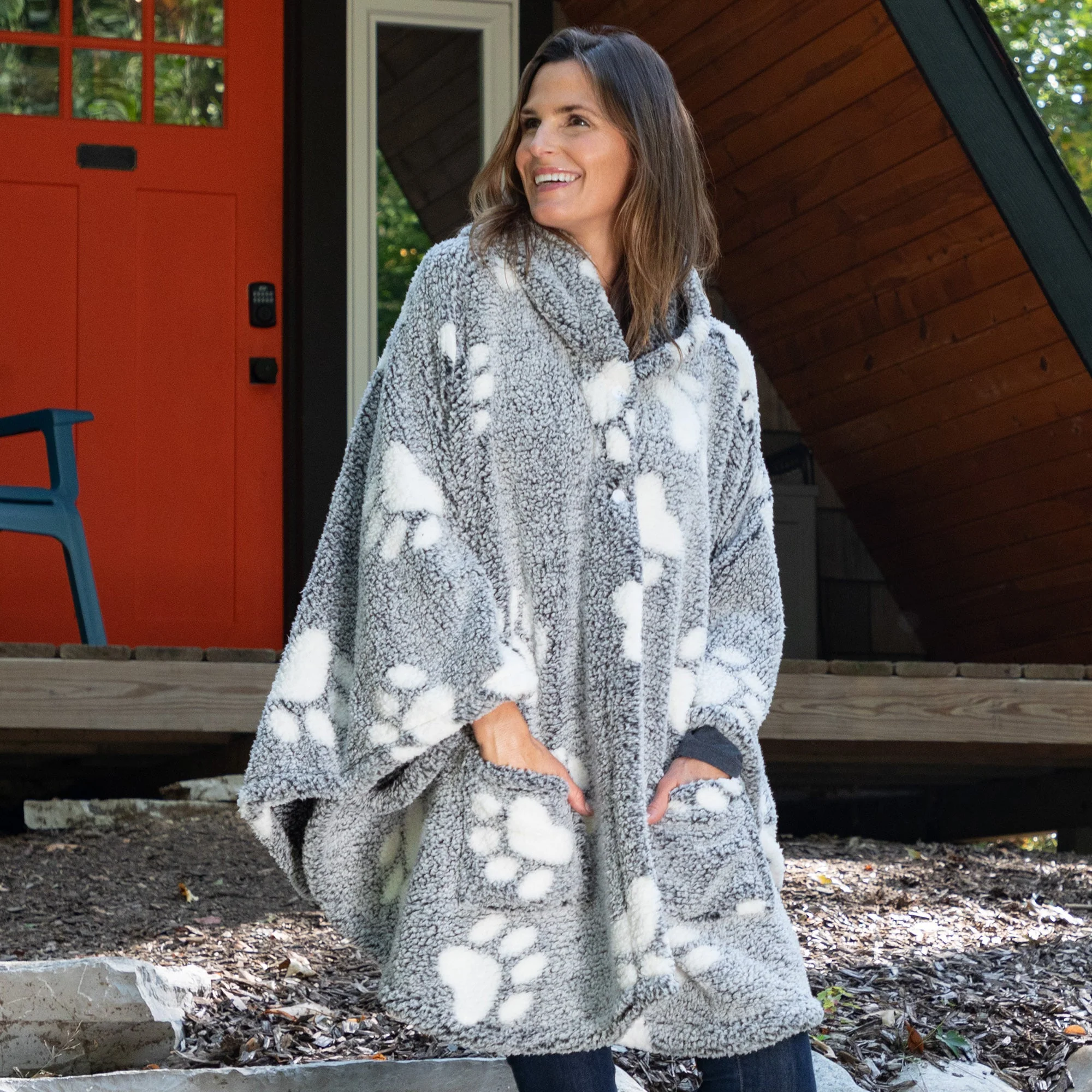 Cozy in Paws Plush Sherpa Fleece Hooded Cape with Pockets - Image 7