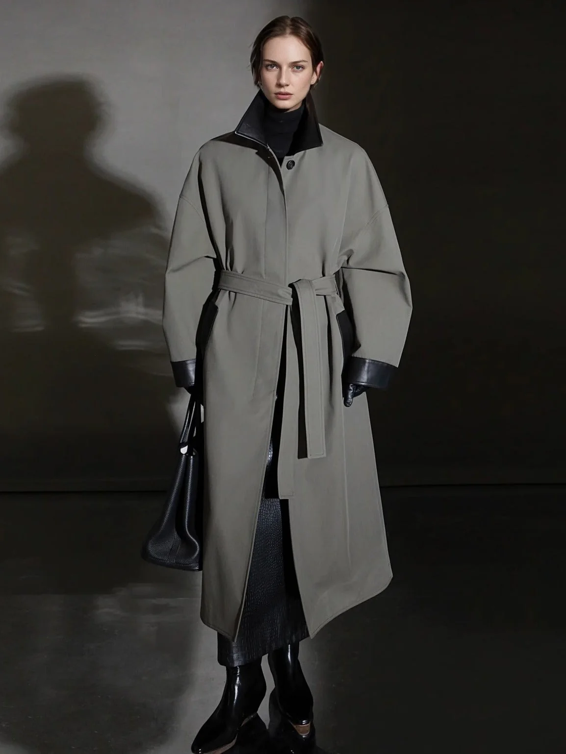 Barn-Style Chic Lambskin Leather Collar Trench Coat for Women – Gender-Neutral Long Autumn Overcoat with Unique Design - Image 5