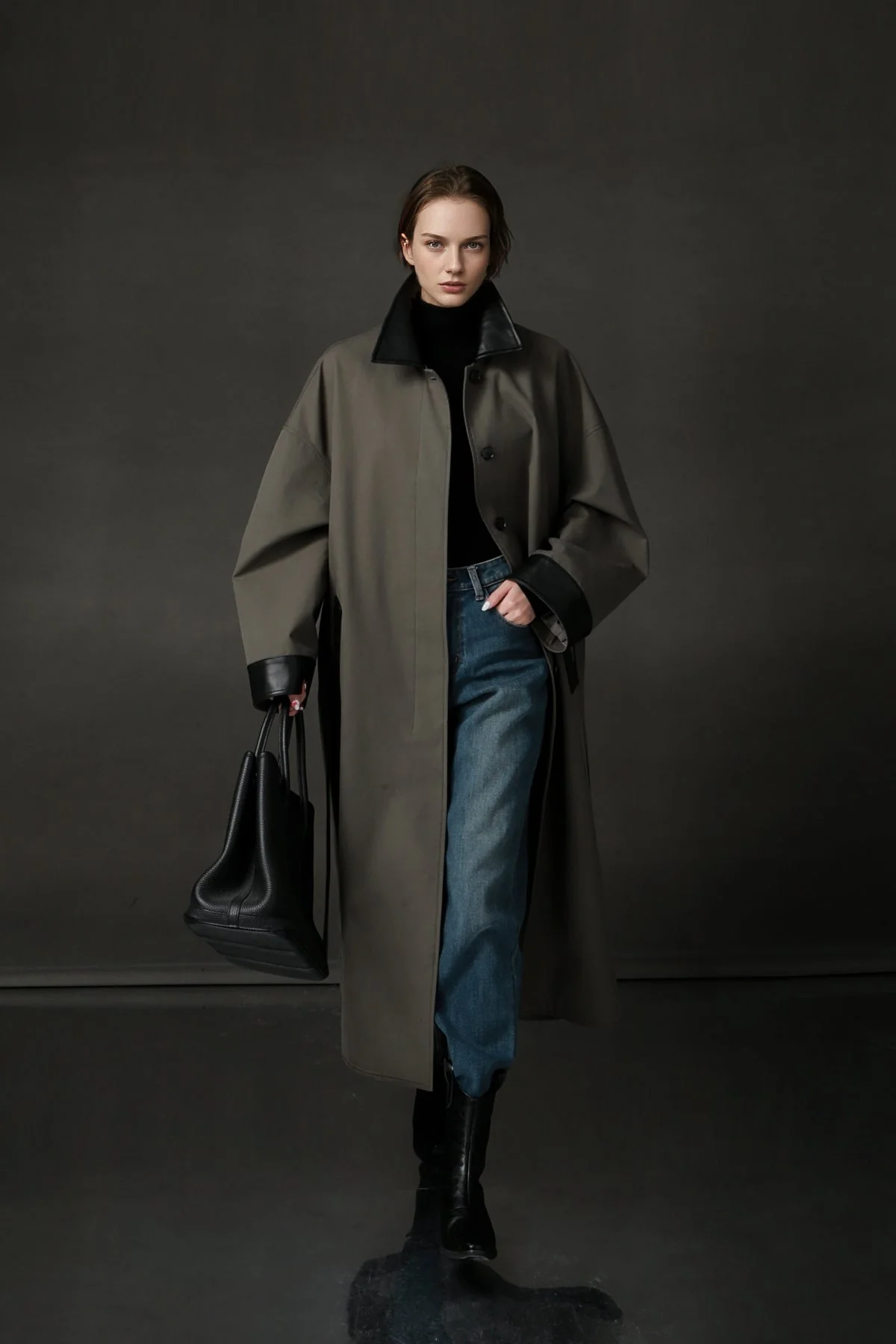 Barn-Style Chic Lambskin Leather Collar Trench Coat for Women – Gender-Neutral Long Autumn Overcoat with Unique Design - Image 6