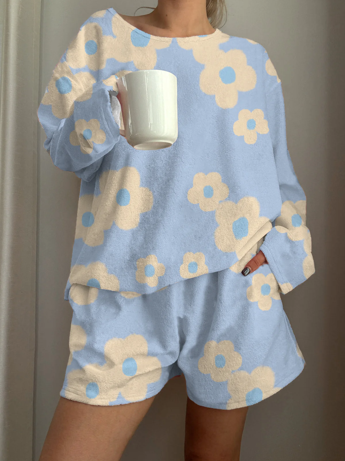 Blue Flowers Printed Long-Sleeved Shorts Loungewear Set - Image 3