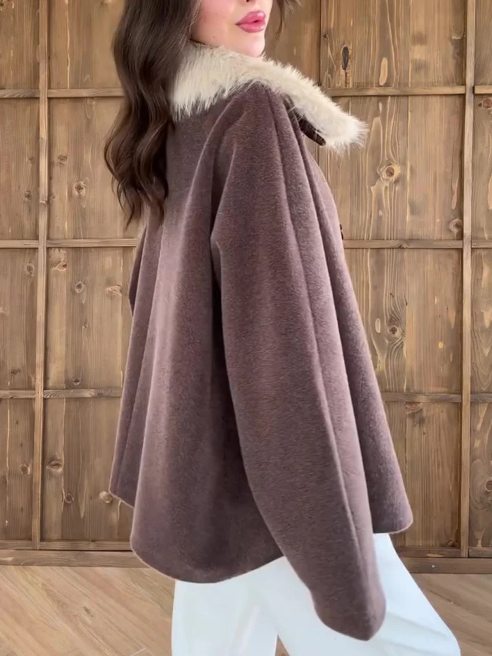 Brown Oversized Coat With White Faux Fur Collar - Image 3