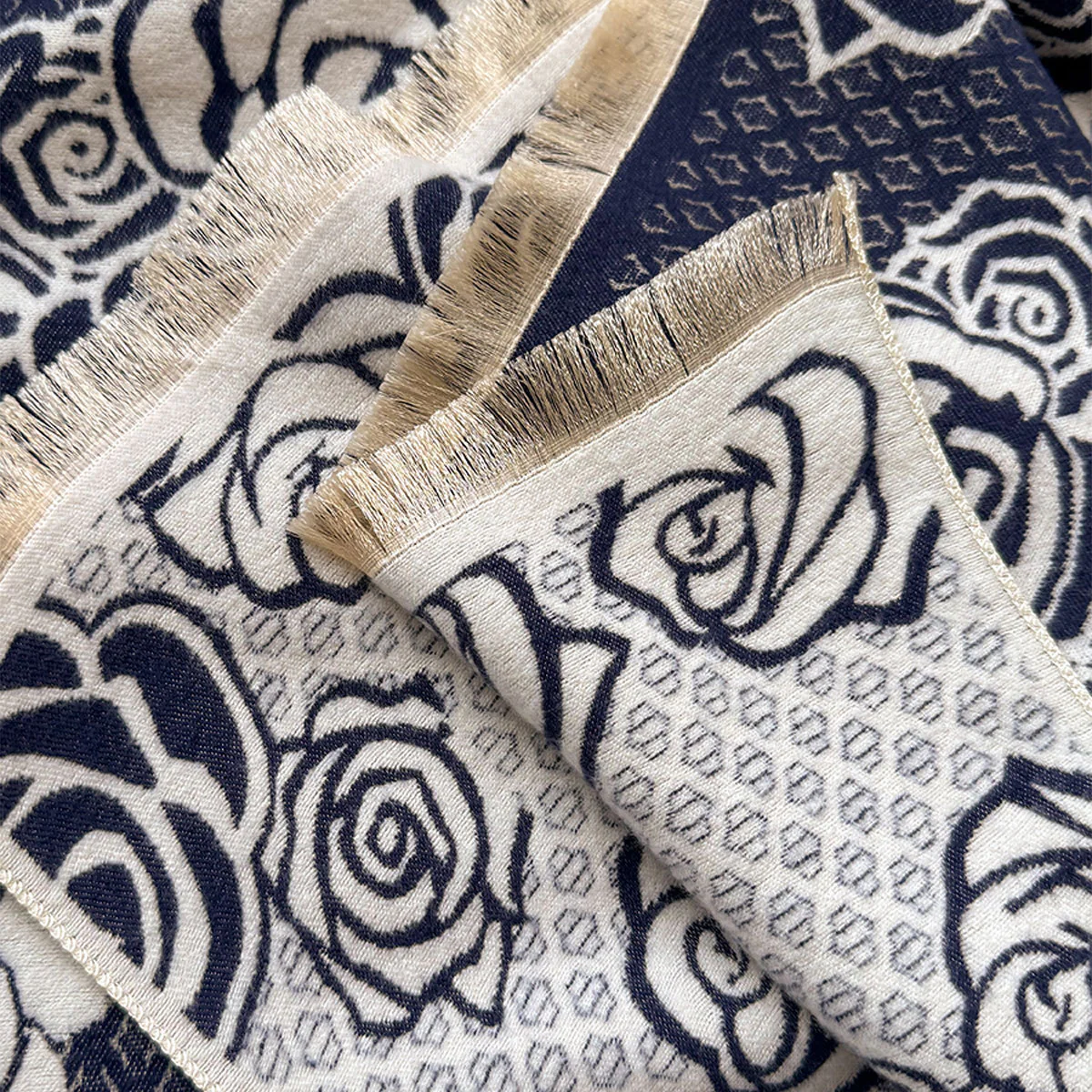 Camellia Cashmere Scarf Warm Neck Shawl Air Conditioning - Image 3