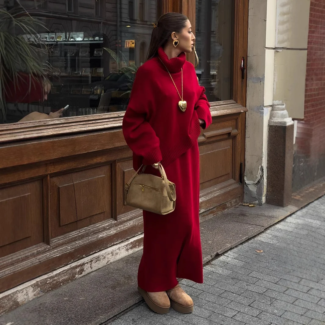 Casual Solid Color Turtleneck Sweater Skirt Suit - Image 3