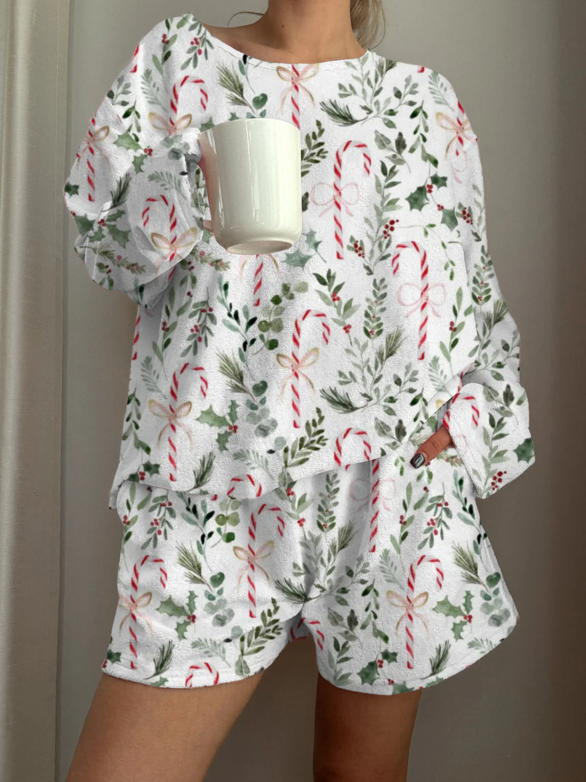 Christmas Candy Cane Printed Long-Sleeved Shorts Loungewear Set - Image 2