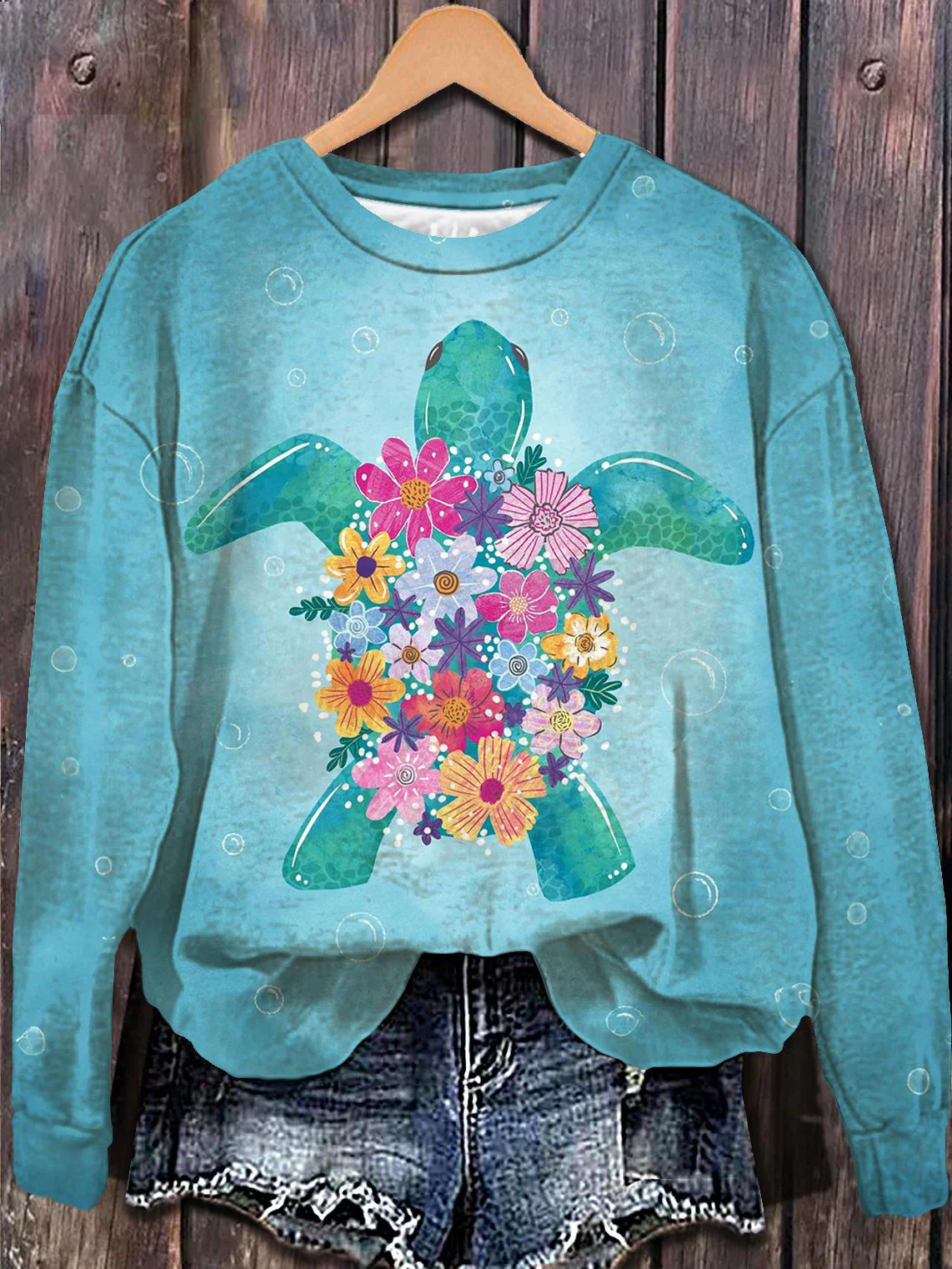 Colorful Turtle Printed Long Sleeve Casual Top