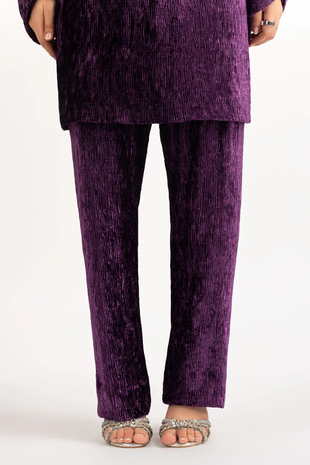 Women's Velvet Long-Sleeved Loose Pajamas Set - Image 7