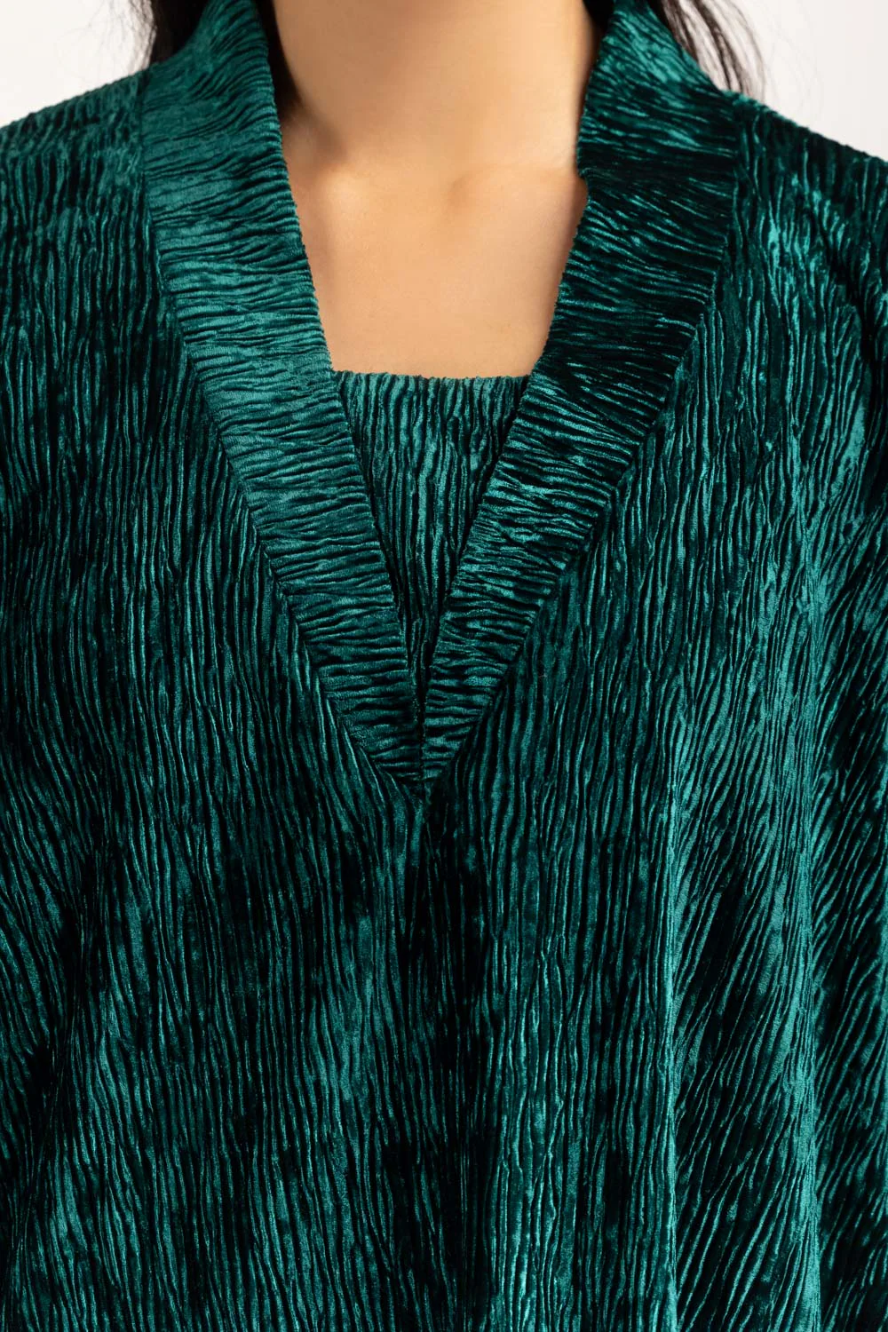 Women's Velvet Long-Sleeved Loose Pajama Set - Image 2