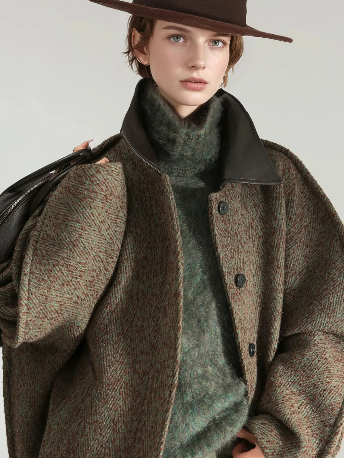 Designer Wool Coat for Women – Double-Faced Herringbone Snowflake Pattern Short Jacket with Leather Collar, Korean Style Winter Outerwear - Image 4