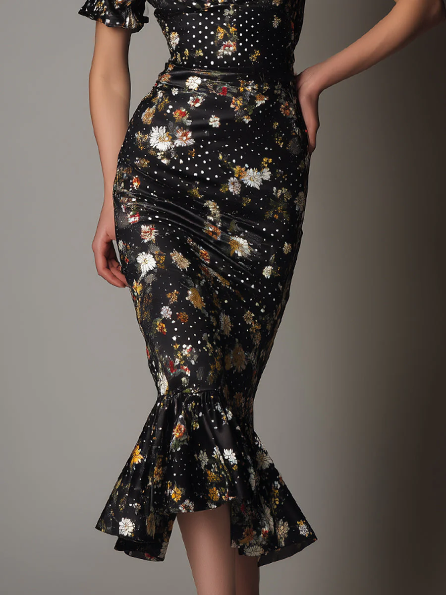 Elegant Polka Dot Satin Mermaid-style Short-sleeved Midi Dress - Image 3
