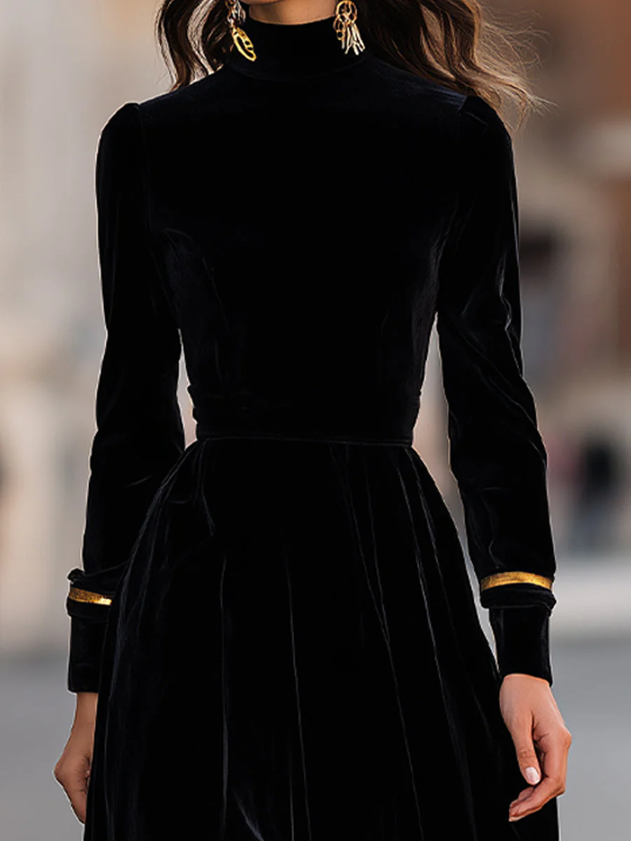 Elegant Velvet Midi Dress With Gold Trim - Image 3
