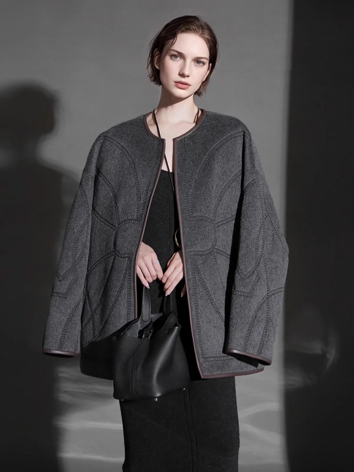 Elegant Wool Coat for Women – Double-Faced Suri Alpaca Blend Overcoat with Chain Motif and Leather Trim - Image 2