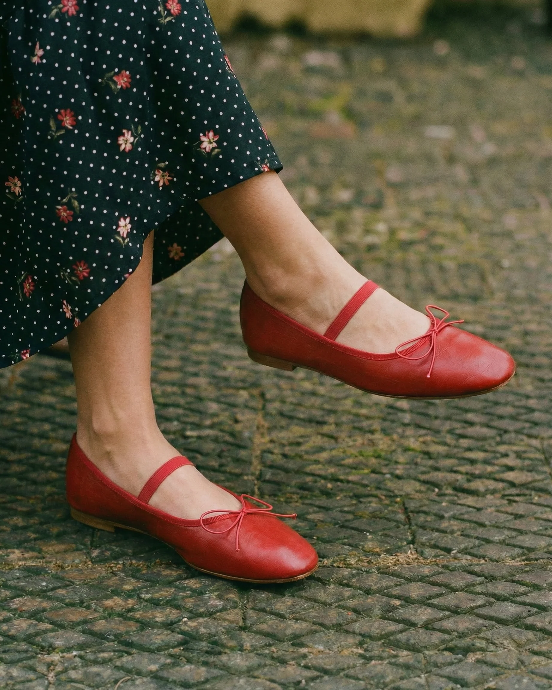 Flexible Band Ballet Flats
