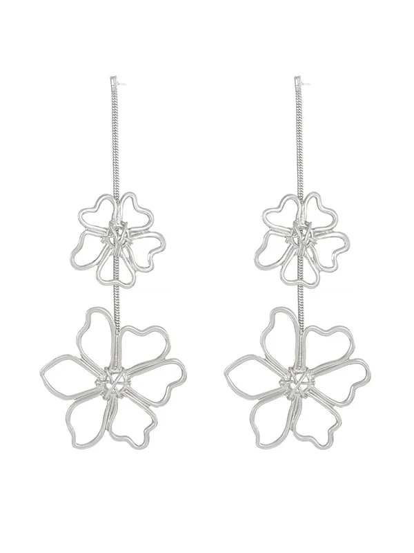 Flower Shape Hollow Solid Color Drop Earrings - Image 3