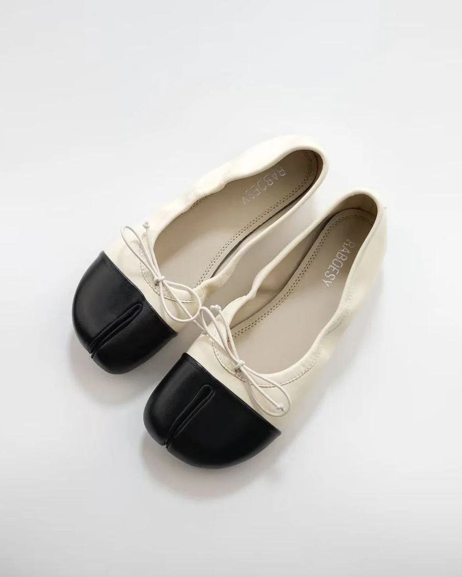 Foldable Color Block Tabi Flats - Image 5