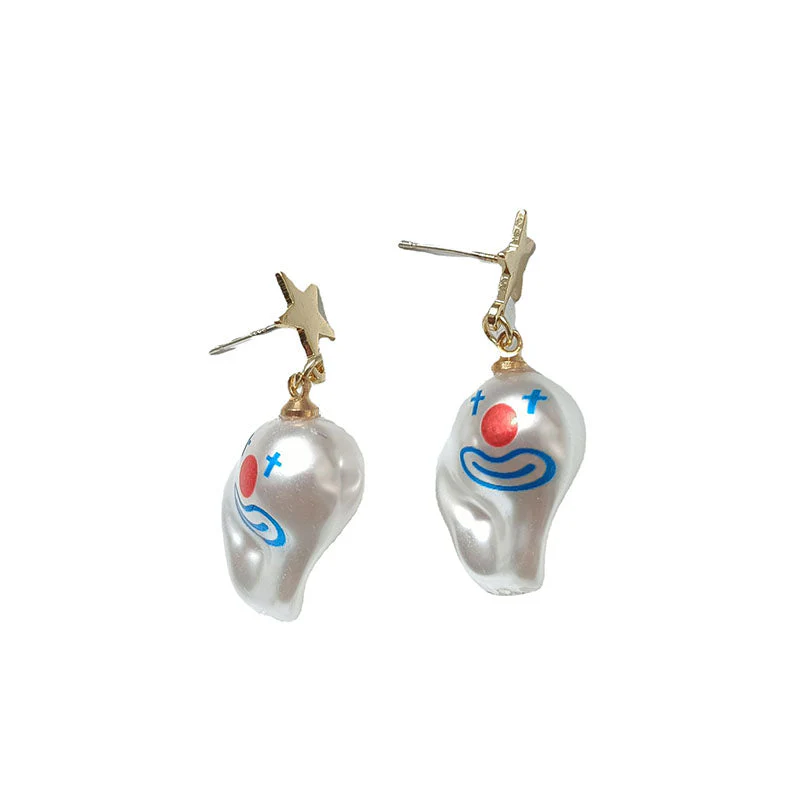 Funny Baroque Pearl Joker Earring - Image 5