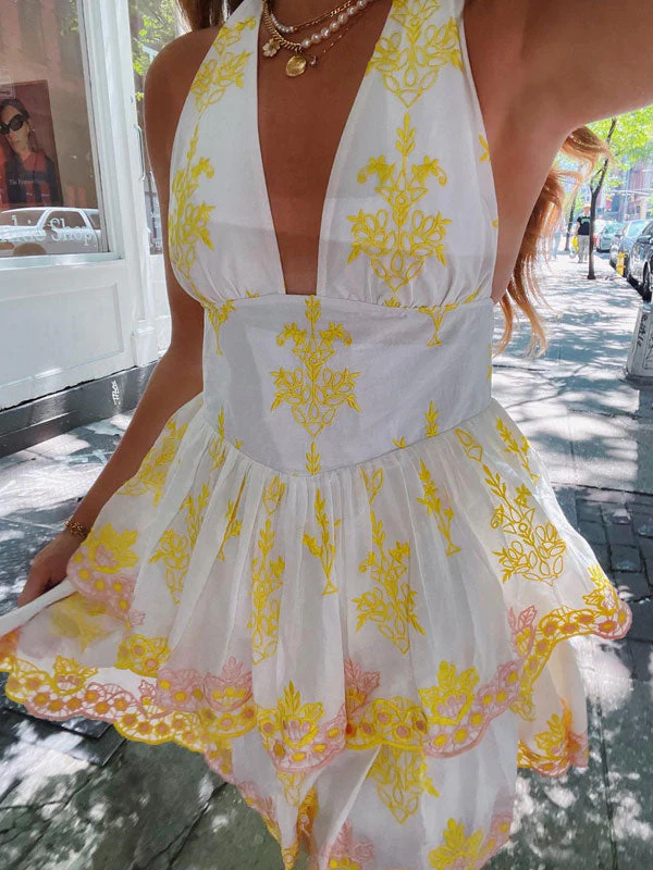Halter neck mini dress - Image 4