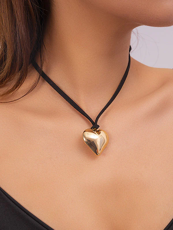 Heart Shape Hollow Necklaces Accessories - Image 2