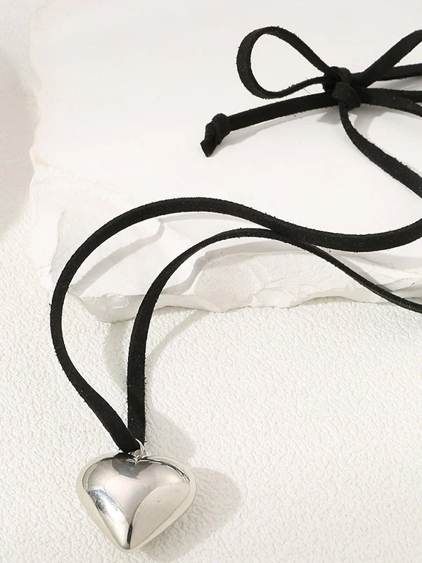 Heart Shape Hollow Necklaces Accessories - Image 6