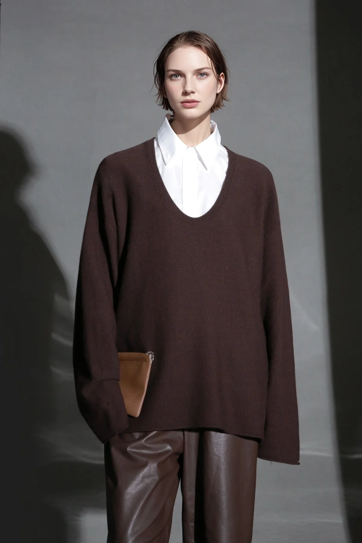 High-End Textured Wool Knit Set for Women – U-Neck Yangzi Yarn Sweater & Stretch Skirt Two-Piece Outfit - Image 11