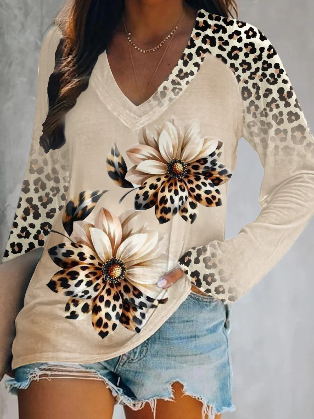 Leopard Flower Print V-Neck Long Sleeve Top
