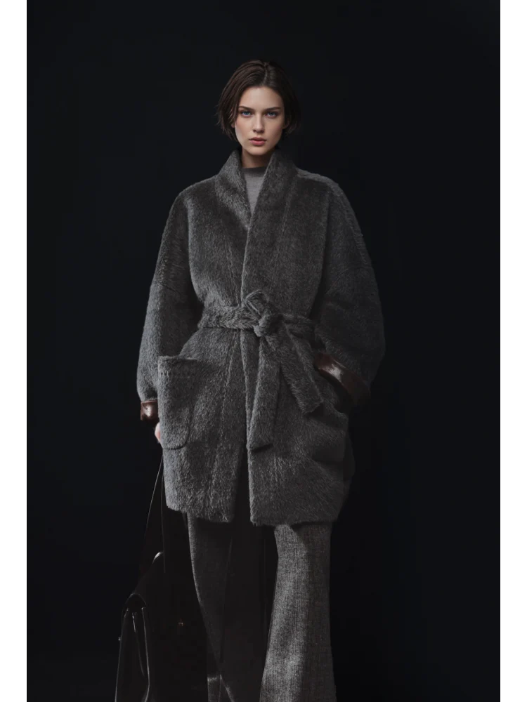 Luxury Ostrich-Texture Patchwork Wool-Blend Alpaca Coat for Women – Elegant Fall Winter Outerwear - Image 3