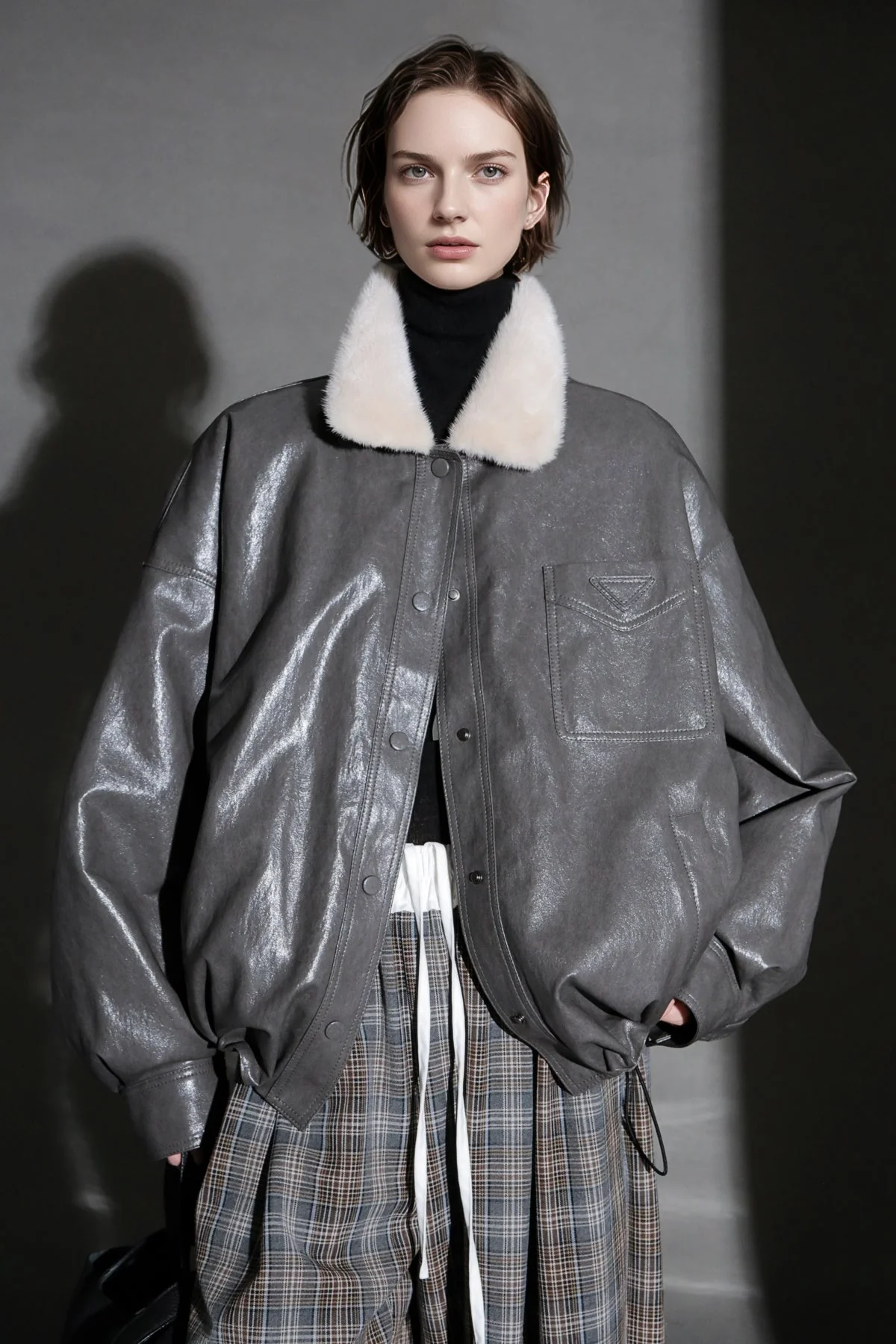 Luxury Sheepskin Down Jacket – Short Oil-Wax Leather Coat with Mink Fur Collar & Goose Down Fill, Winter Outerwear - Image 6