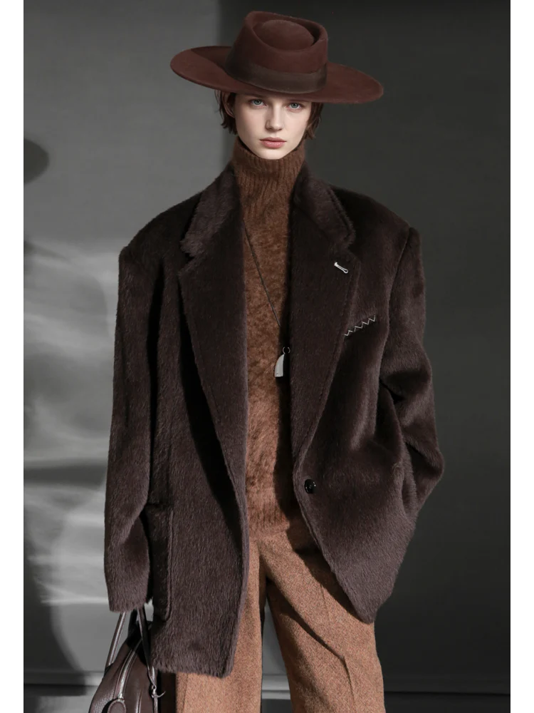 Luxury Suri Baby Alpaca Wool Coat for Women – Tailored Blazer Collar Winter Jacket, Elegant Wool & Fur-Blend Outerwear - Image 5