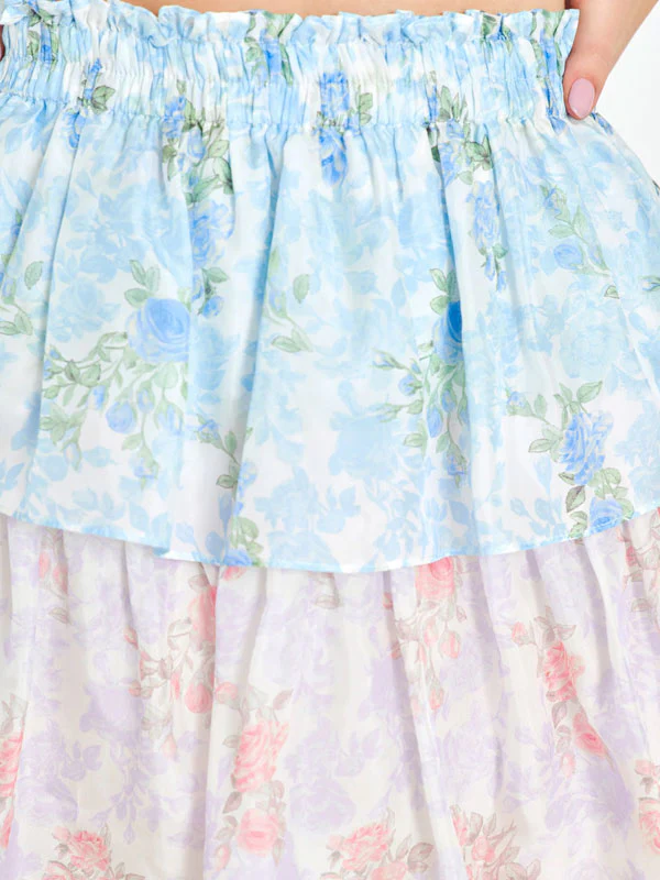 Matching color mini skirt - Image 2