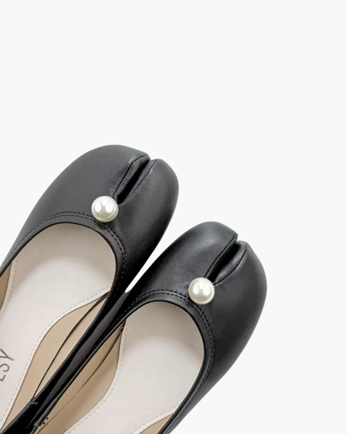 One Pearl Tabi Ballet Flats - Image 5
