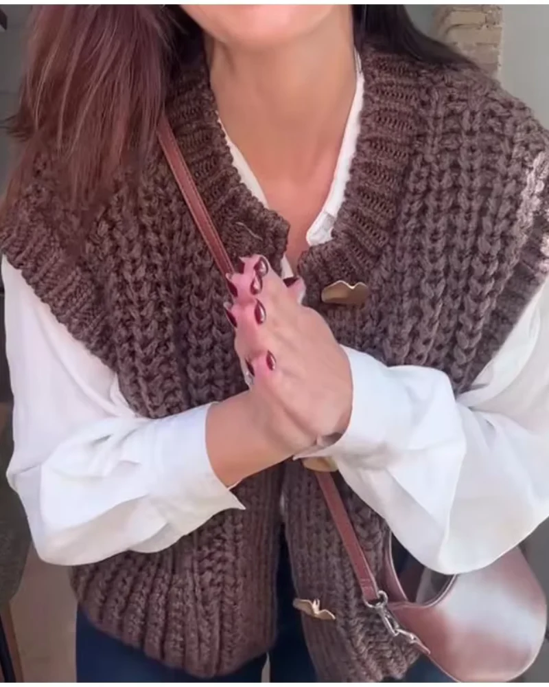 OROZ - Casual Knit Waistcoat - Image 3