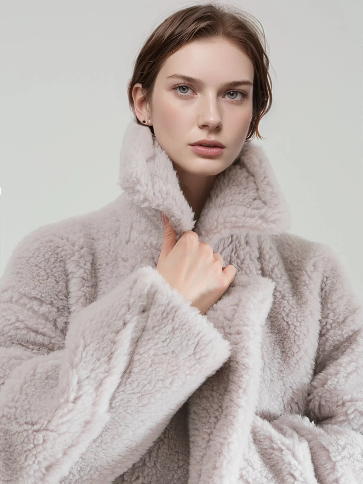 Oversized Teddy Fleece Coat for Women – Thick Shearling Jacket with Full Lining and Alpaca Wool Blend for Fall Winter - Image 8