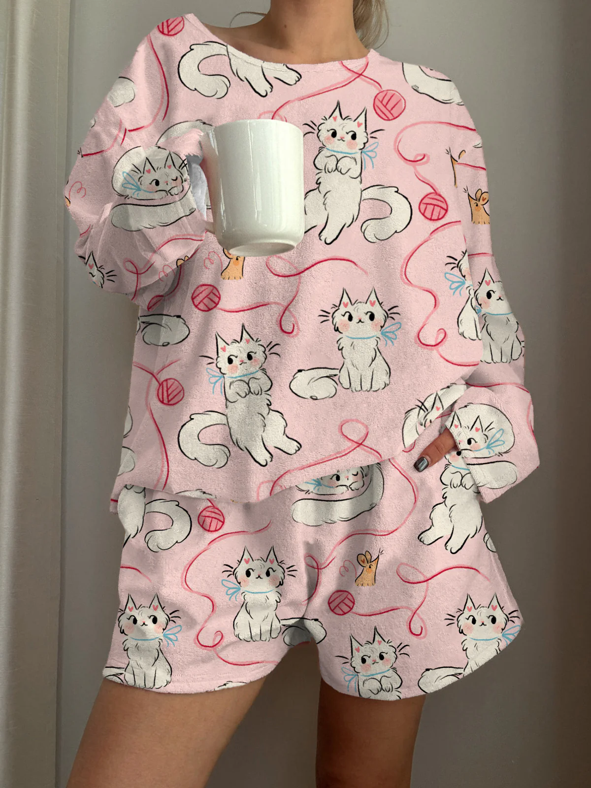 Playing Kittens Printed Long-Sleeved Shorts Loungewear Set - Image 3