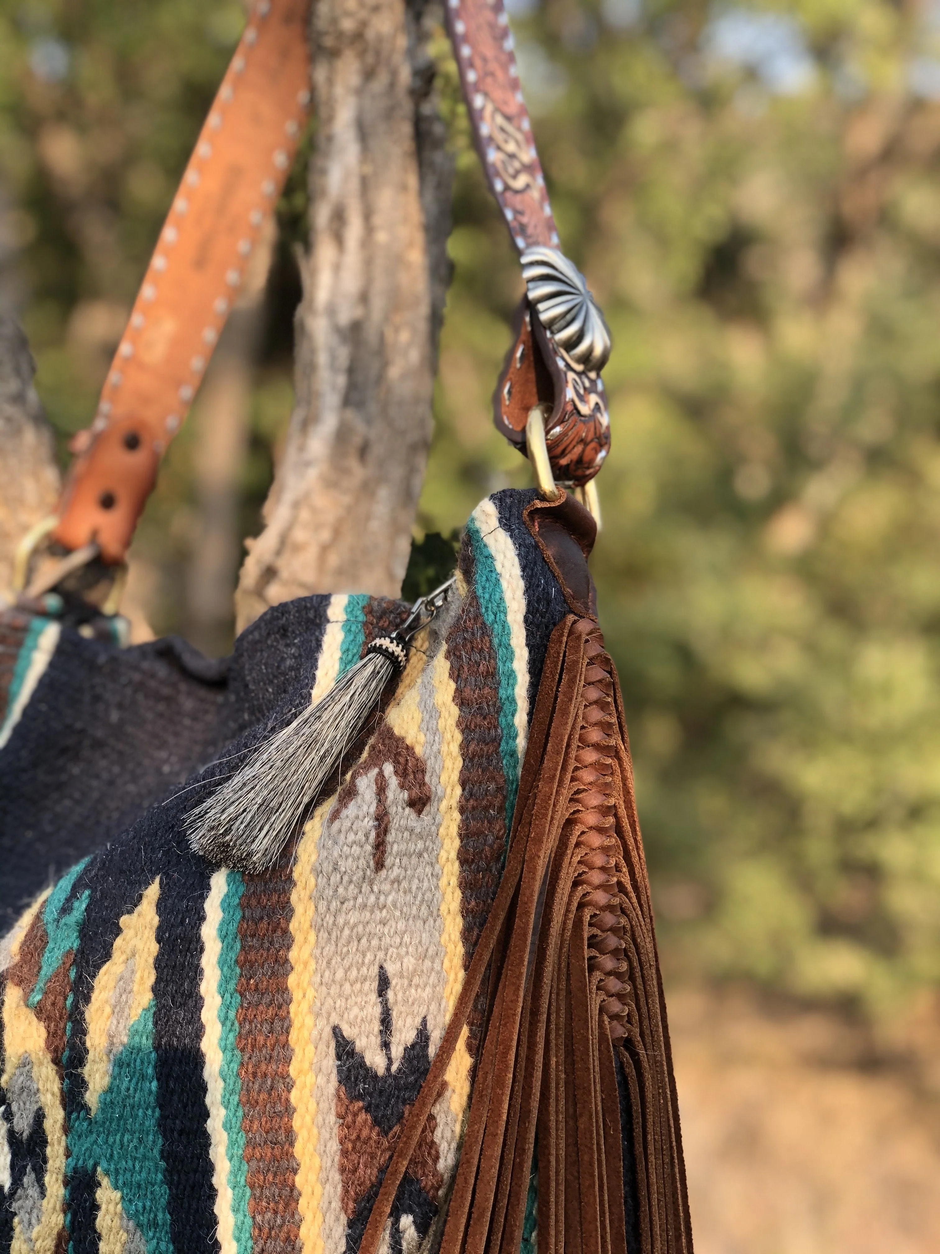 Saddleblanket handmade tassel tote bag - Image 6