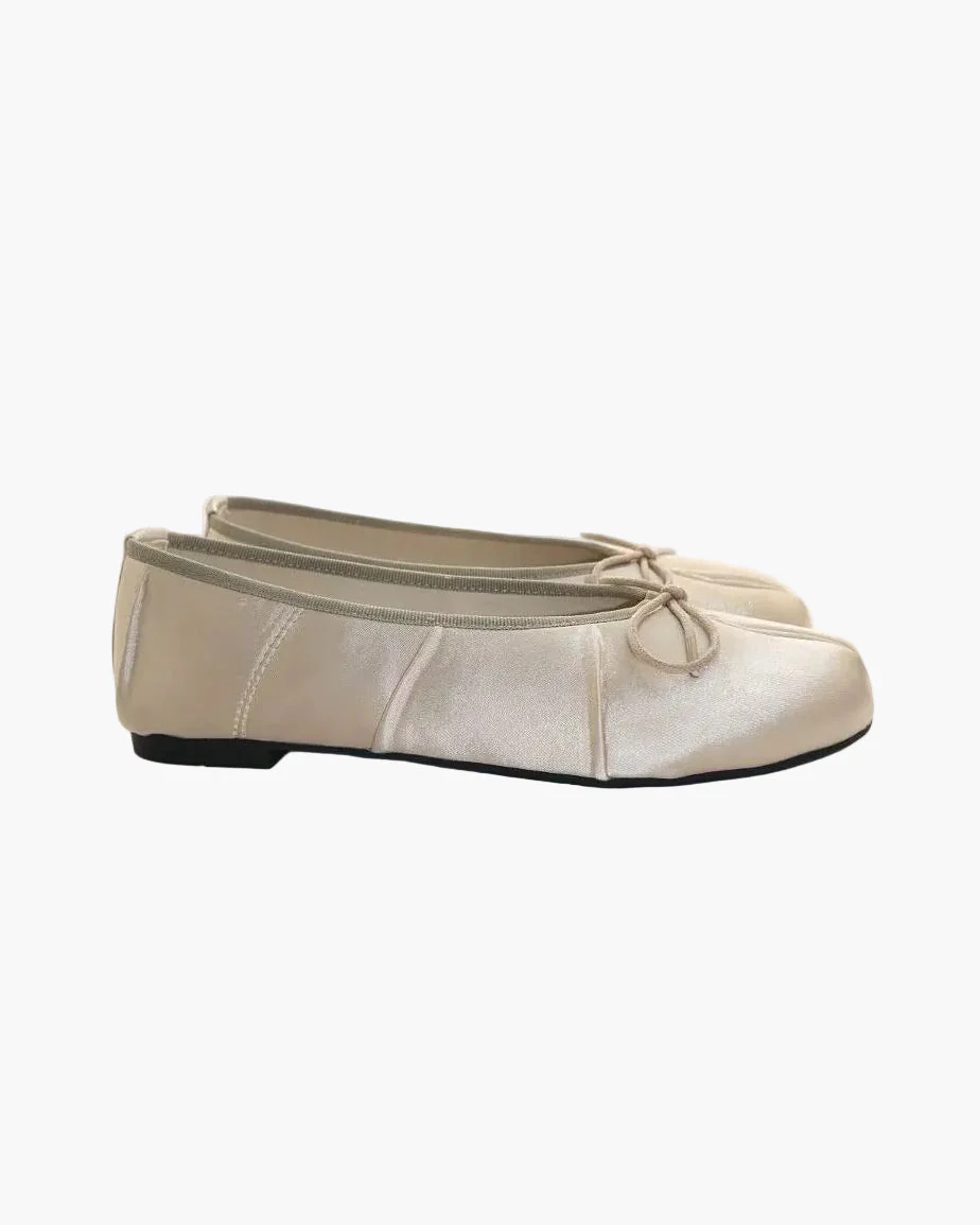 Satin Wrinkles Tabi Ballet Flats - Image 20