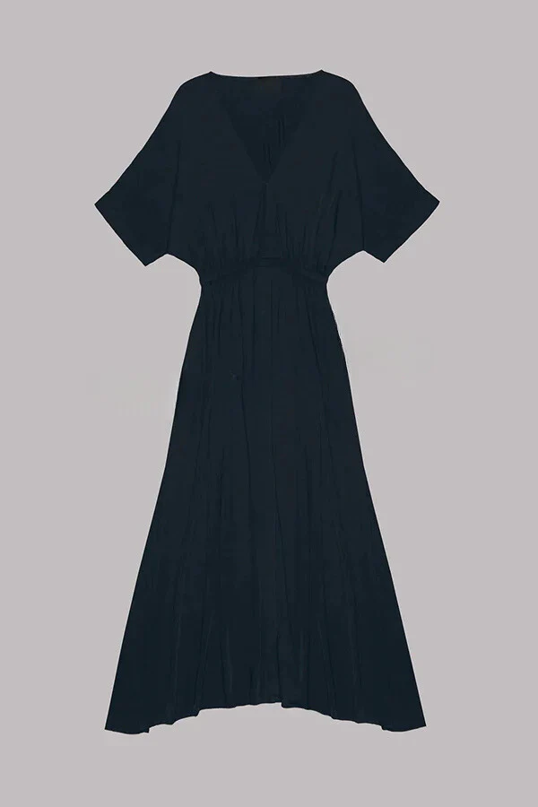 Soft and Elegant Kimono Sleeve Stretchy Waist Pocketed Slit Maxi Dress - Image 5