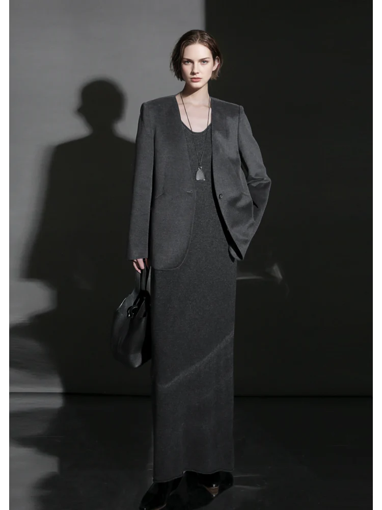 Soft Cashmere Blend Blazer for Women – V-Neck Structured Shoulder Suit Jacket, Elegant Office Wear for Fall - Image 3