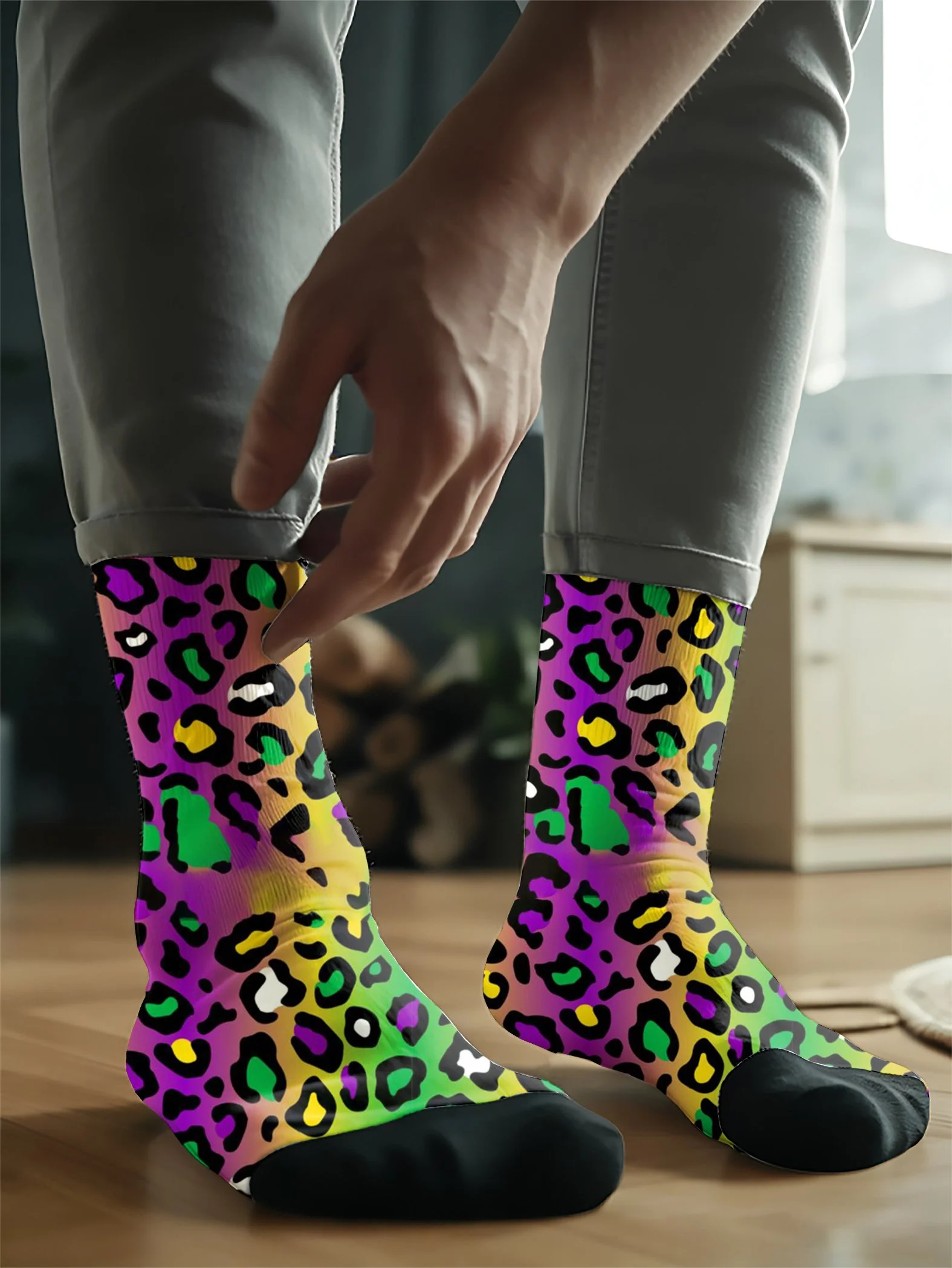 Unisex Mardi Gras Knitted Casual Socks - Image 3