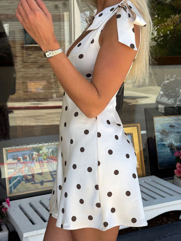V neck polka dot mini dress - Image 3