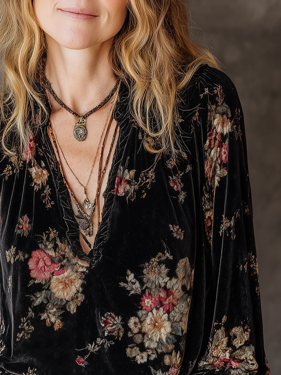Vintage Floral Velvet Long-Sleeved Blouse - Image 3