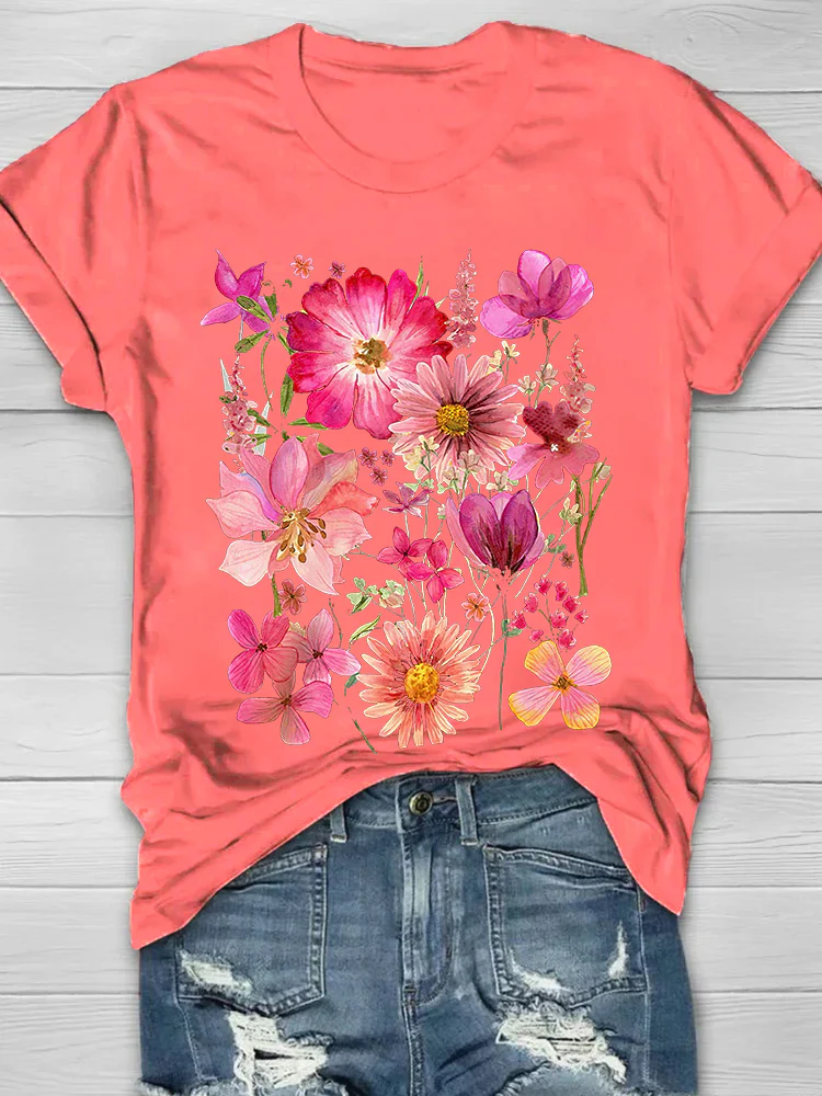 Vintage Flowers Print Women's T-shirt - Image 7