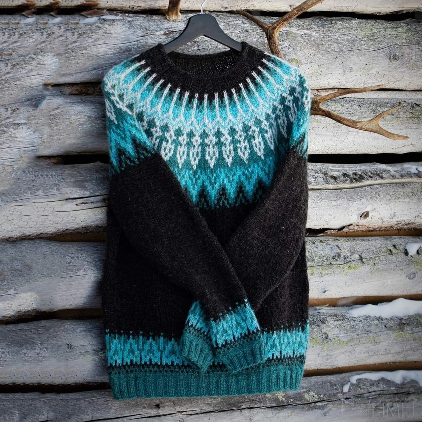 Vintage Icelandic Knit Jacquard Warmth Crew Neck Sweater(Unisex) - Image 2