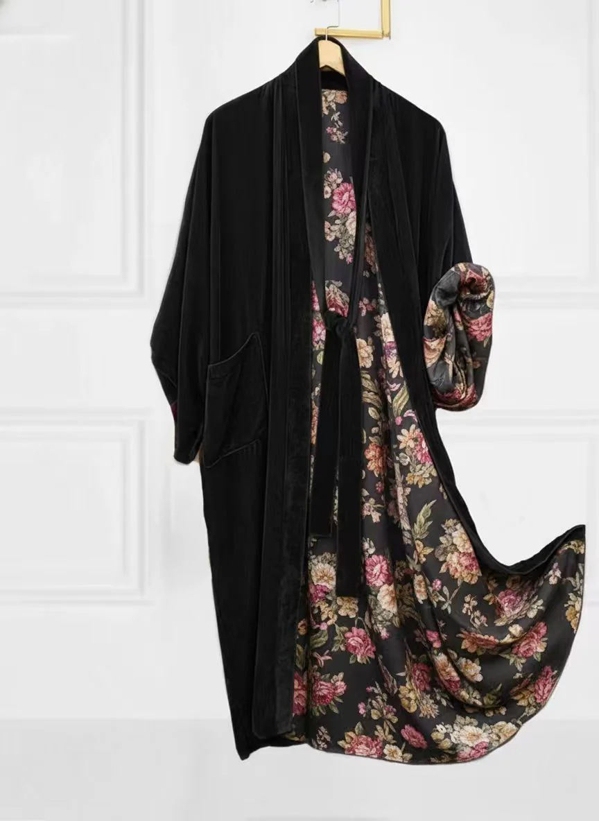 Vintage Velvet Kimono Coat with Floral Lining – Bohemian Long Robe Jacket
