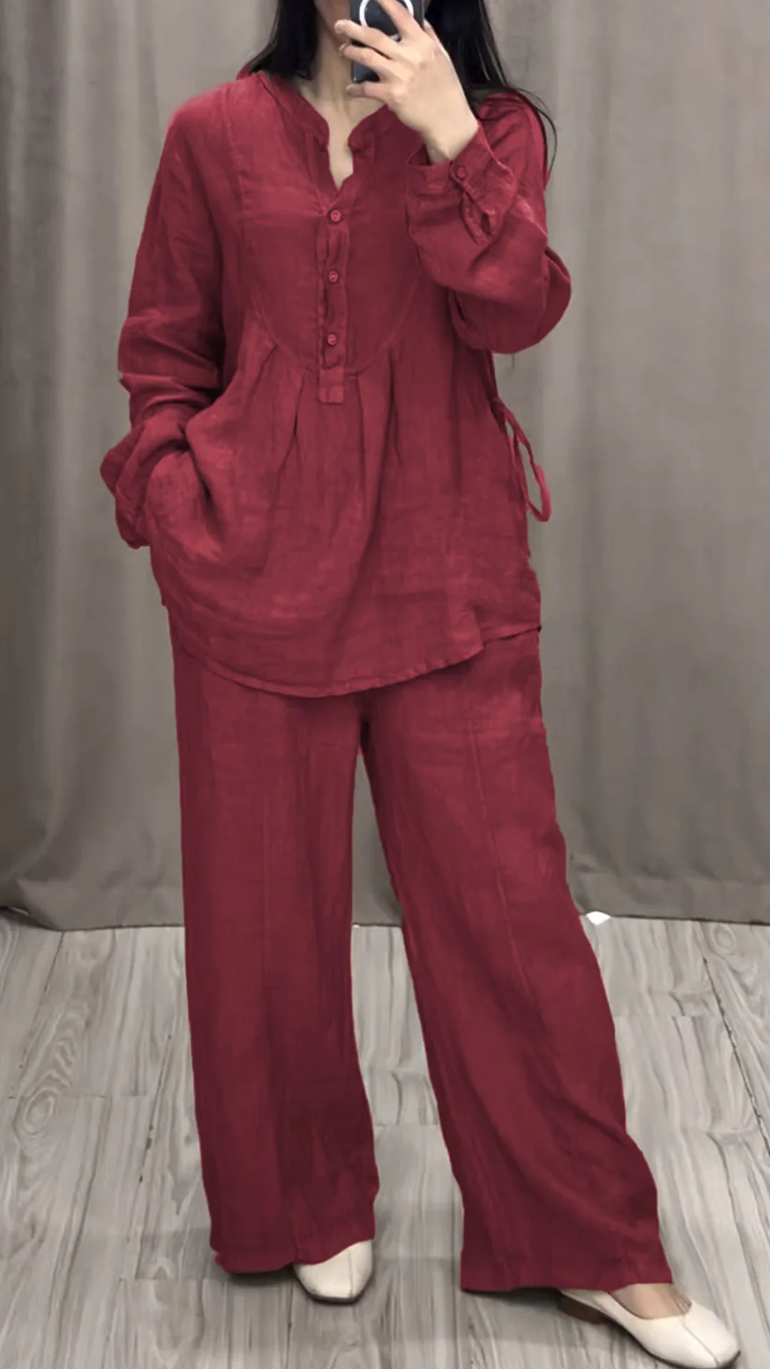 Women Cotton and Linen V-neck Two-piece Suit - Image 6
