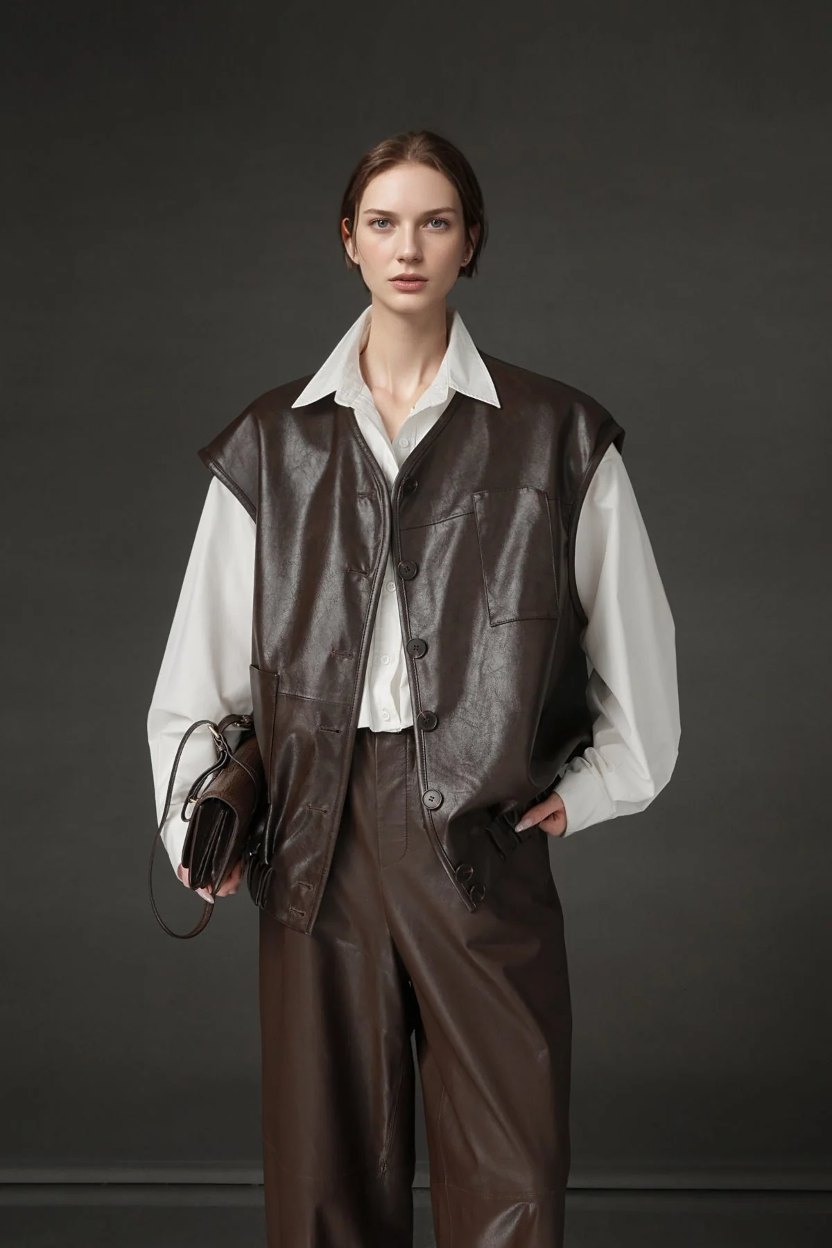 Women’s Sheepskin Leather Vest – Oversized Pocket Design Sleeveless Jacket, Versatile Chic Outerwear - Image 6