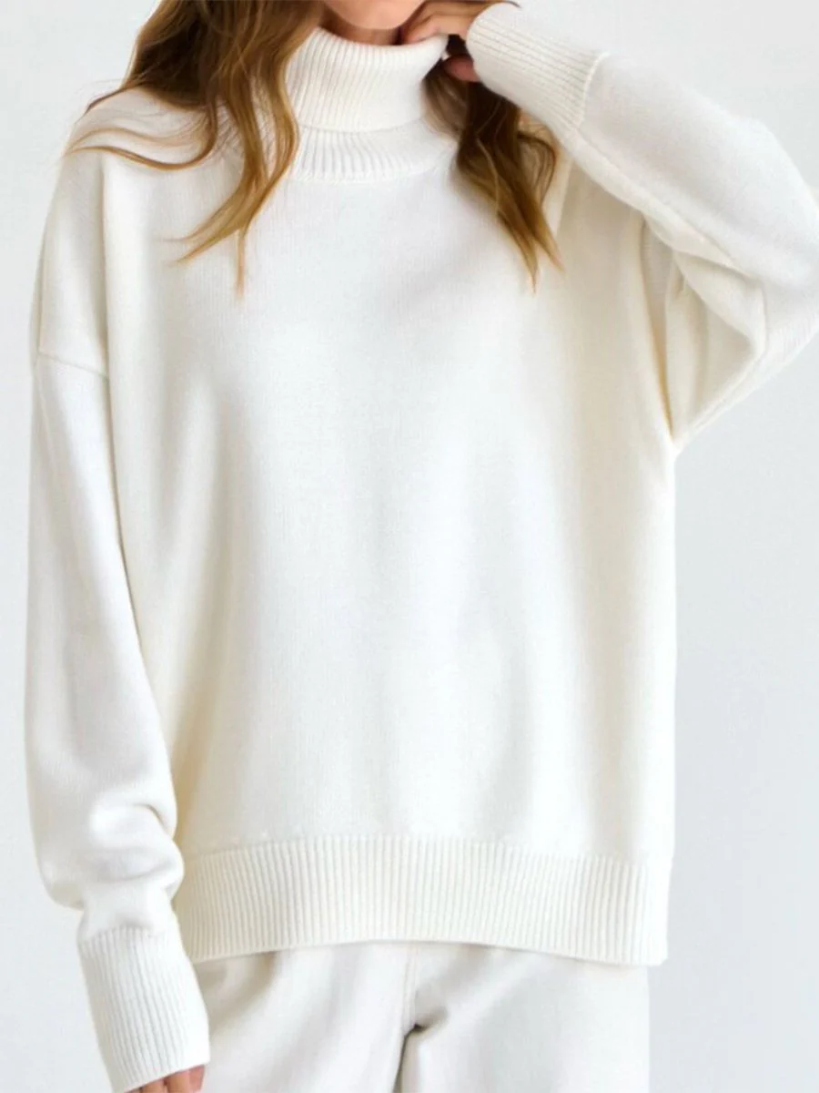 Women's Classic Knit Solid Turtleneck Sweater - Image 3