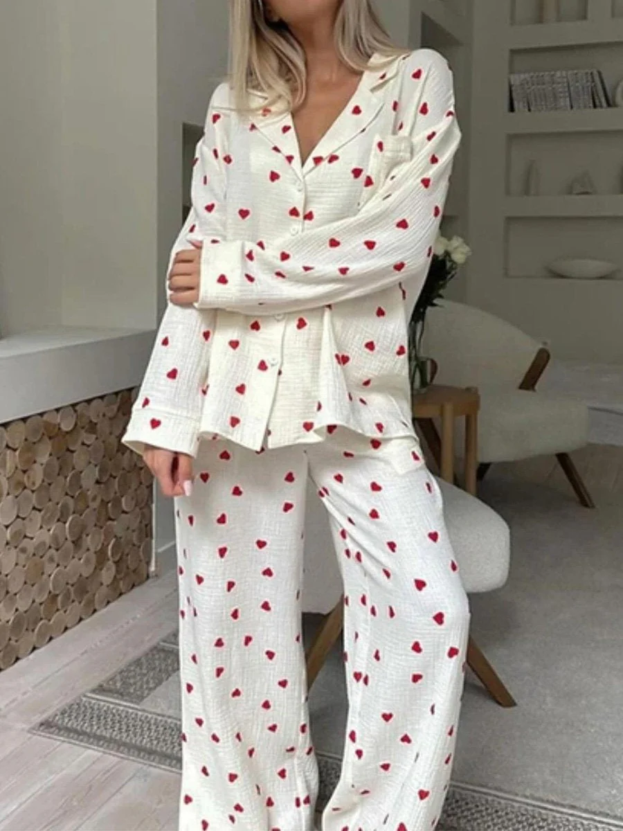Women's Cute Heart Print Pajamas Set - Image 2