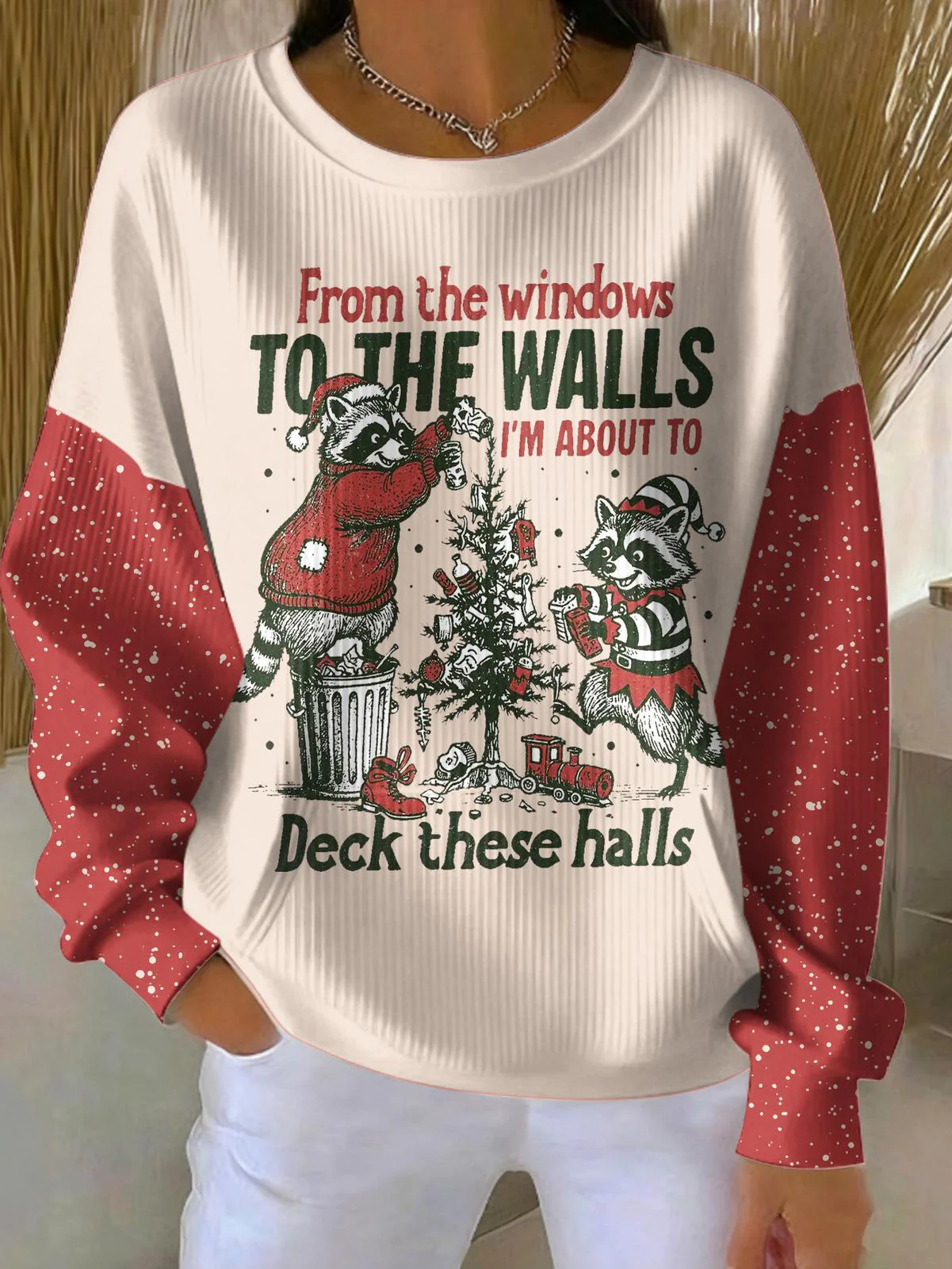 Women's Funny Raccoon Christmas Printed Crew Neck Pocket Sweatshirt