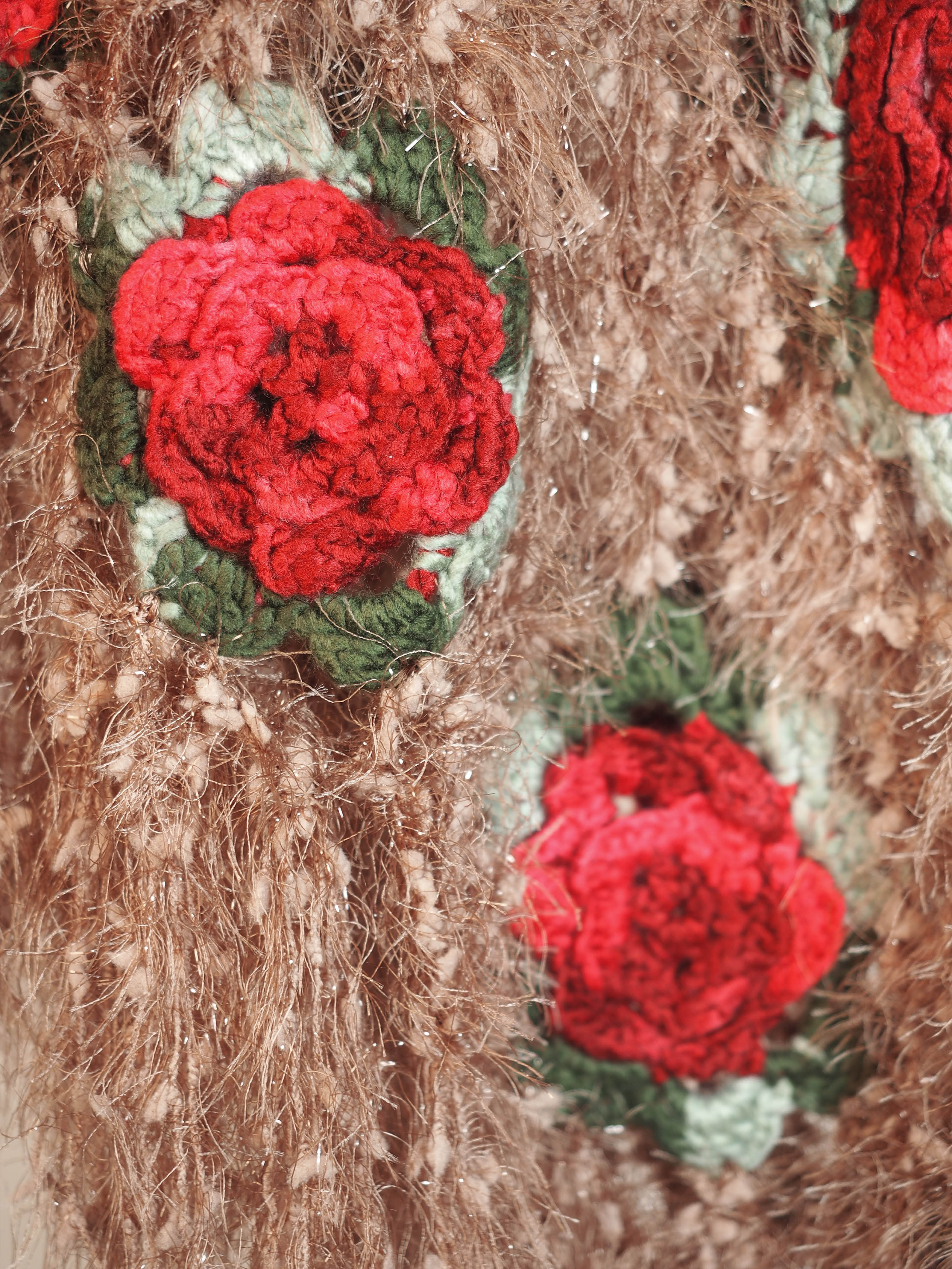 Women's Hand-woven flower shawl - Image 5