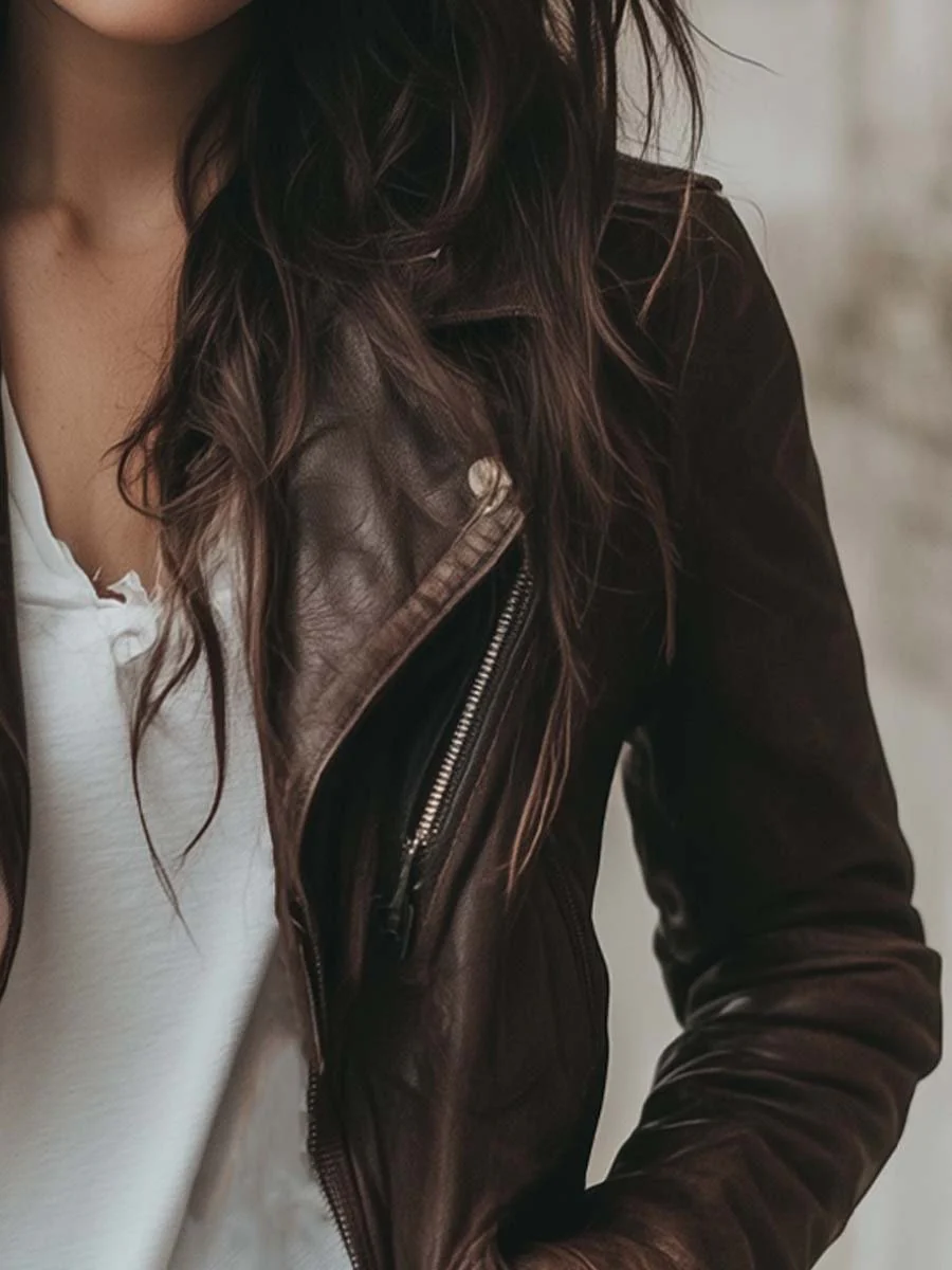 Women's Lapel Vintage Faux Leather Jacket - Image 3